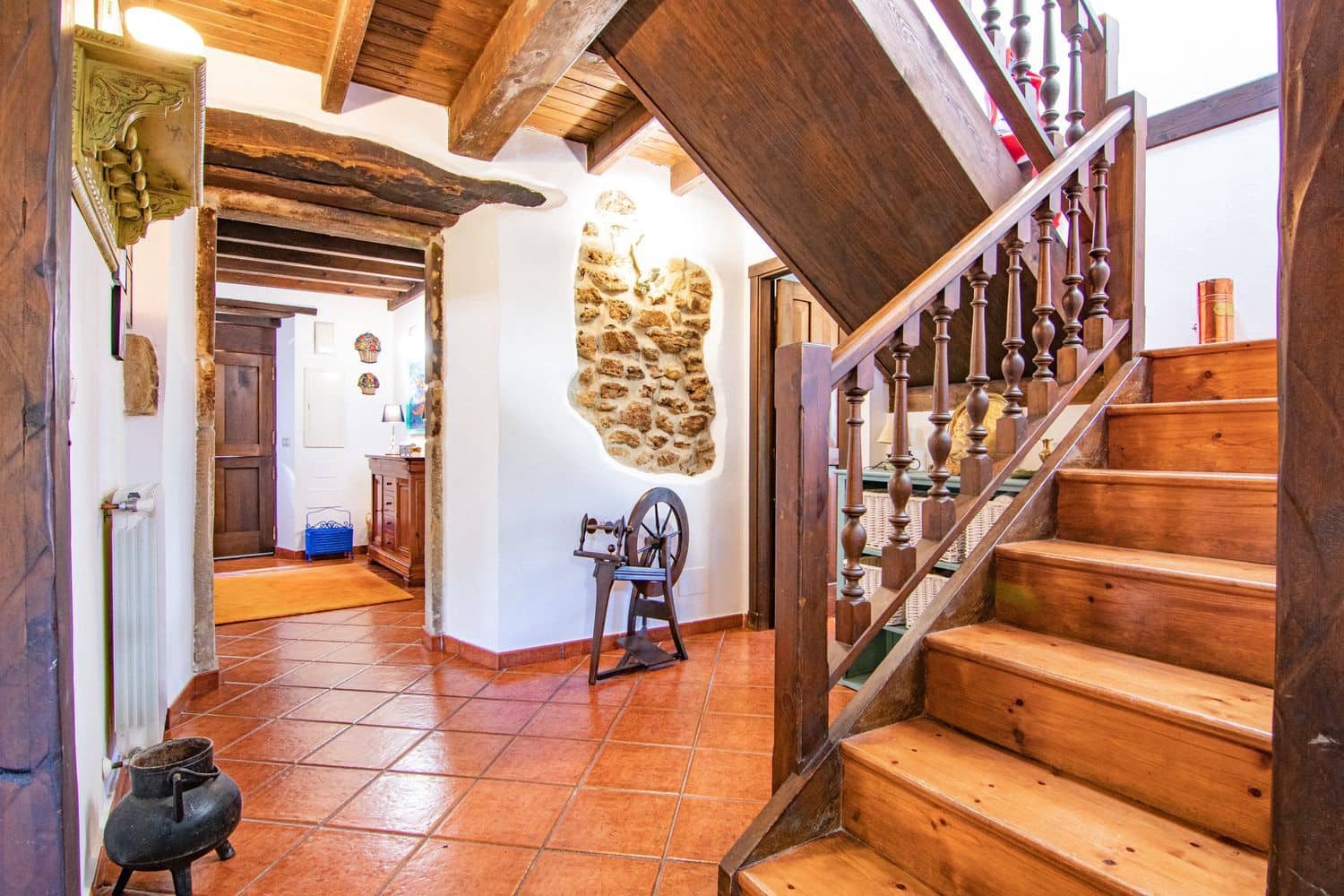 5 soveværelse Byhus til salg i Siero med garage - € 487.000 (Ref: 8655143)