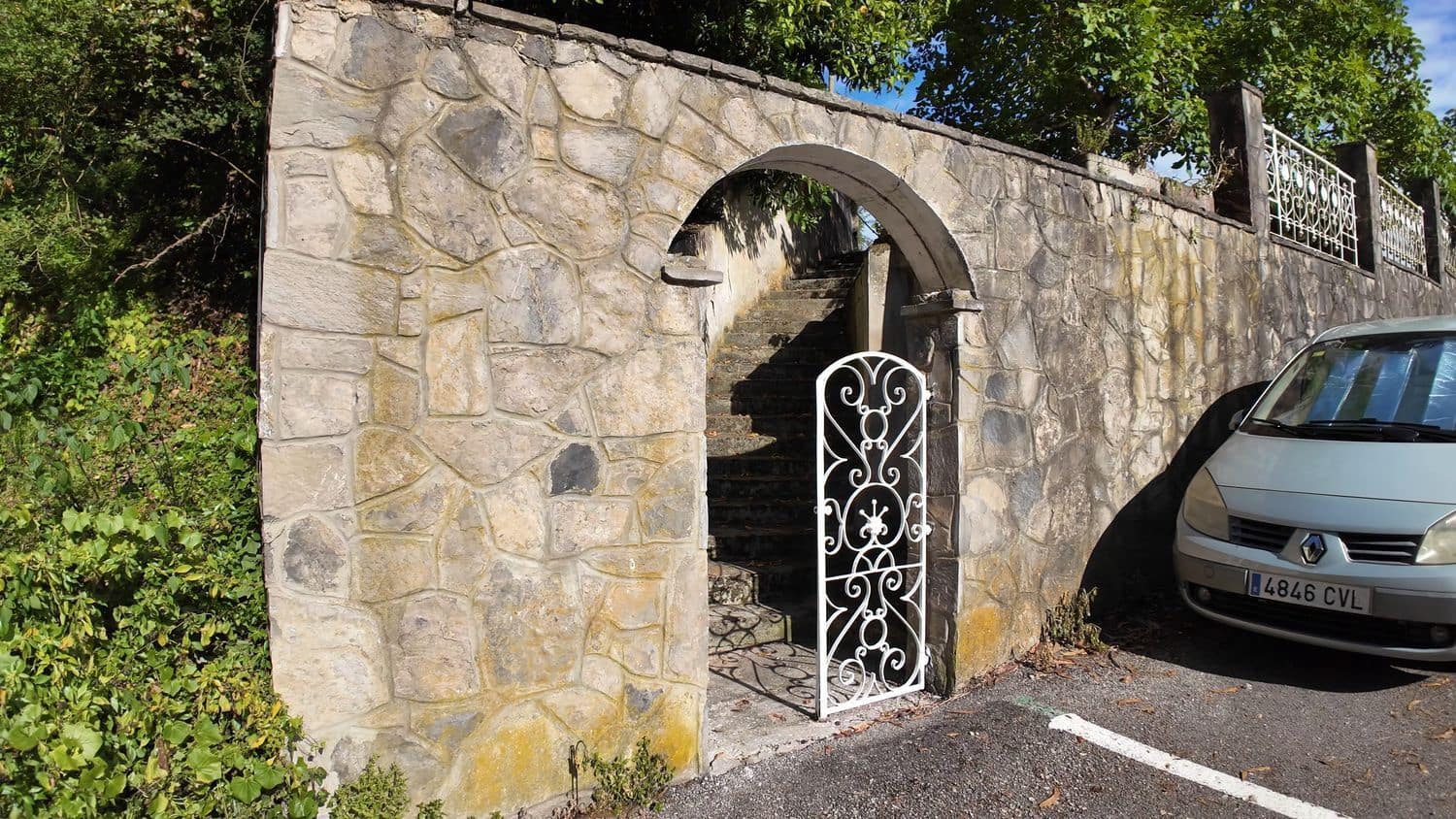 6 soveværelse Villa til salg i Villaviciosa med garage - € 650.000 (Ref: 8655146)