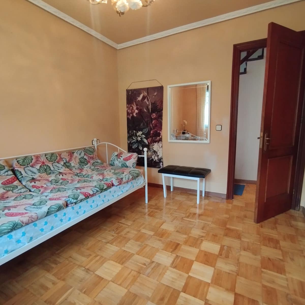 6 soveværelse Villa til salg i Villaviciosa med garage - € 650.000 (Ref: 8655146)