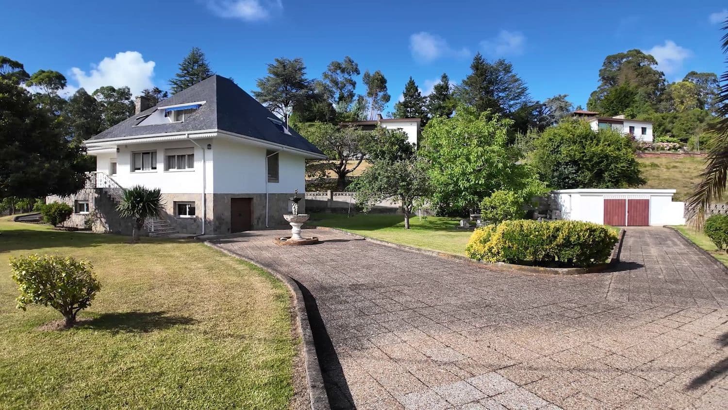 6 soveværelse Villa til salg i Villaviciosa med garage - € 650.000 (Ref: 8655146)
