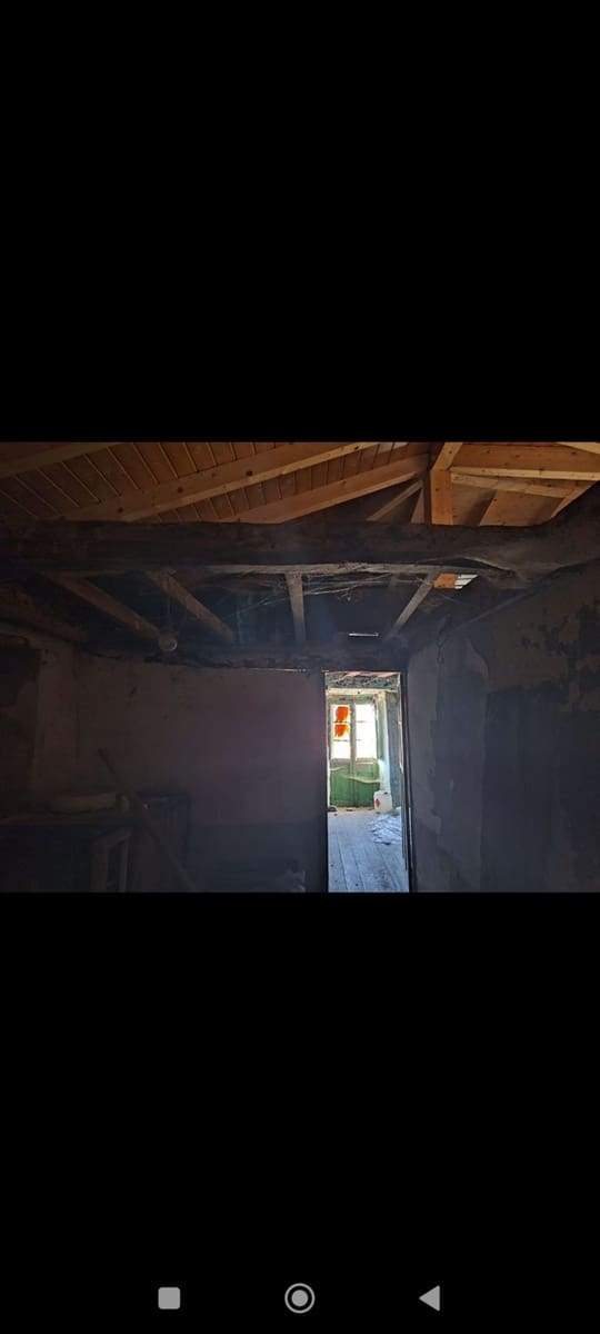 Ruïne te koop in Lena - € 29.000 (Ref: 8655184)