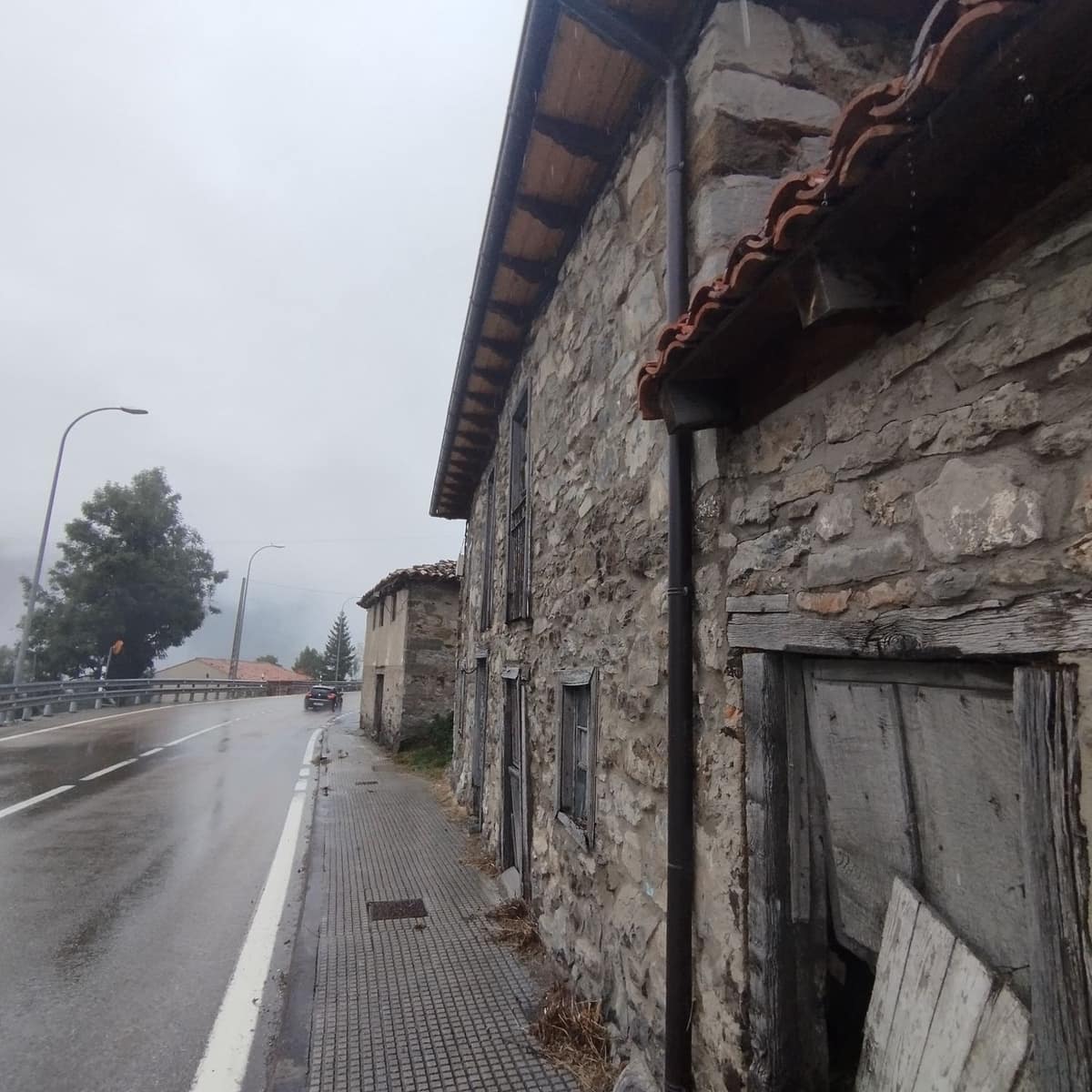 Ruïne te koop in Lena - € 29.000 (Ref: 8655184)