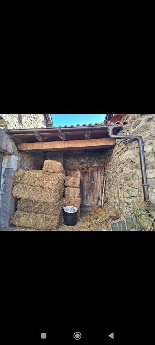 Ruïne te koop in Lena - € 29.000 (Ref: 8655184)