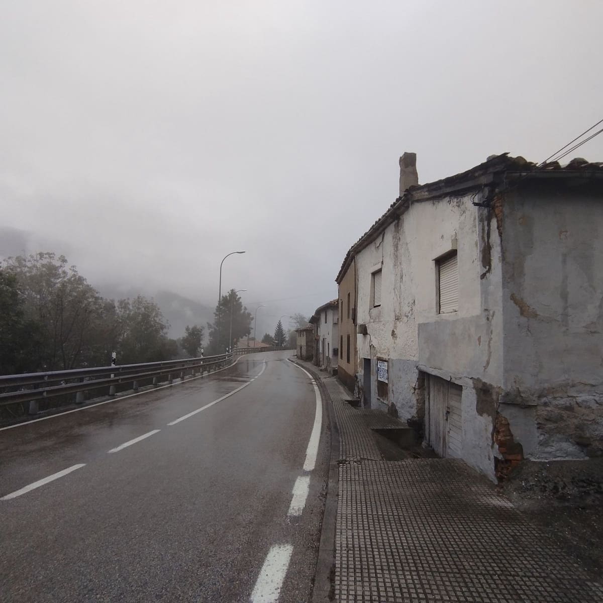 Ruïne te koop in Lena - € 29.000 (Ref: 8655184)