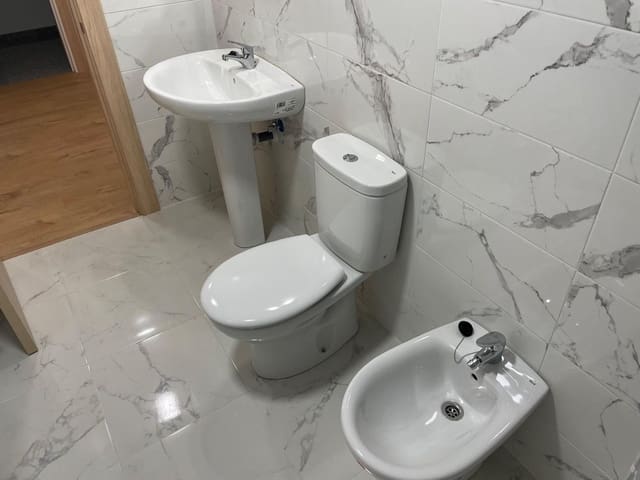 2 camera da letto Appartamento da affittare in Siero con garage - 650 € (Rif: 8655199)