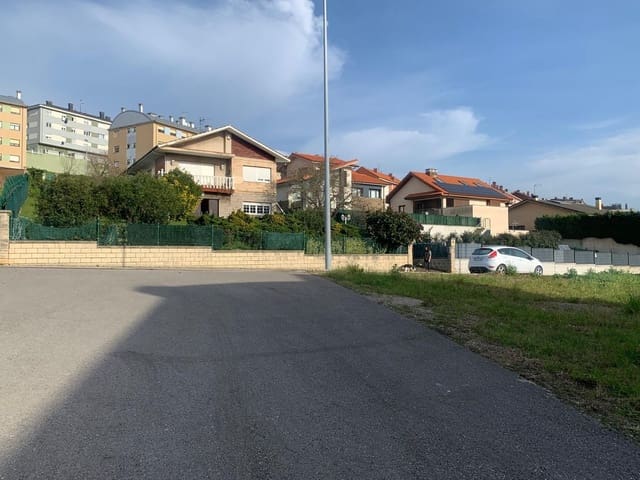 Undeveloped Land for sale in Avilés - € 150,000 (Ref: 8655224)