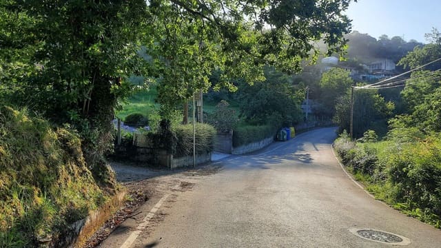 Mark till salu i Gijón - 90 000 € (Ref: 8655235)