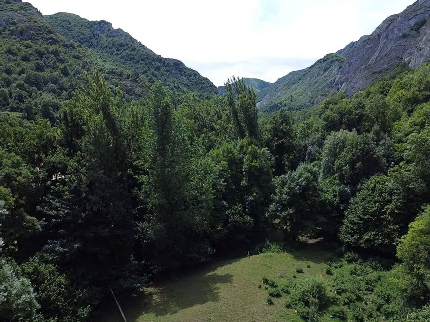 Grunde uden byggetilladelser til salg i Somiedo - € 70.000 (Ref: 8655237)