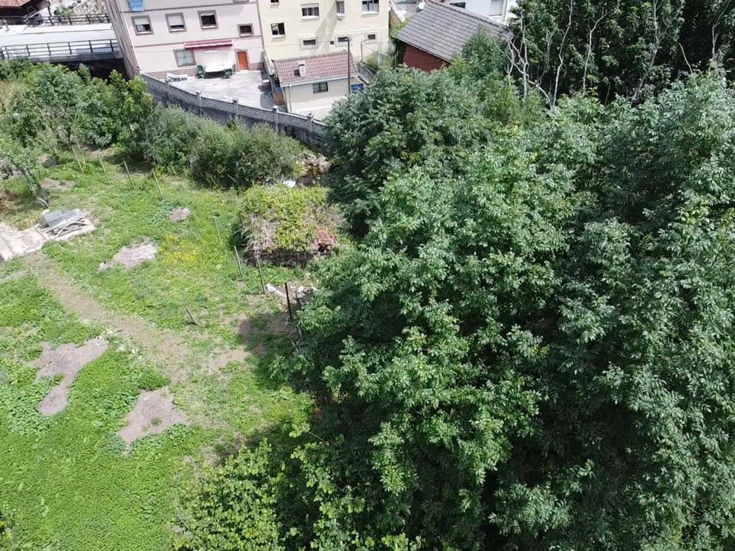 Grunde uden byggetilladelser til salg i Somiedo - € 70.000 (Ref: 8655237)