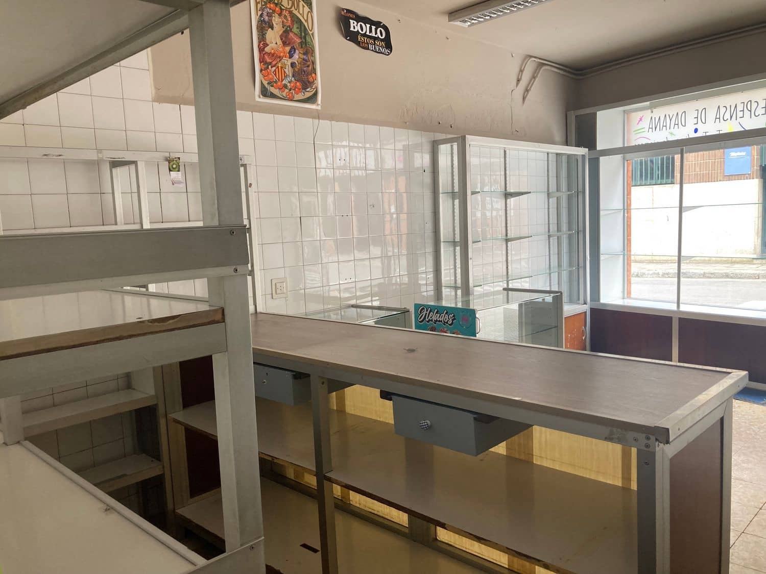 Erhverv til leje i Oviedo - € 350 (Ref: 8655249)