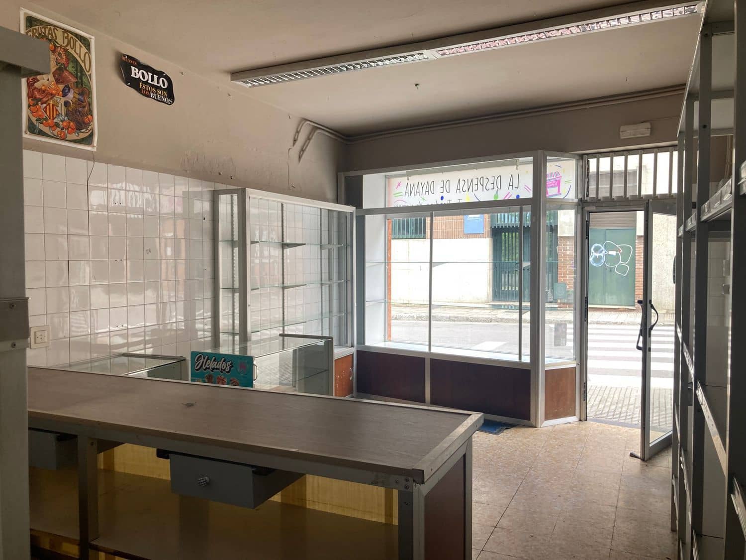 Erhverv til leje i Oviedo - € 350 (Ref: 8655249)