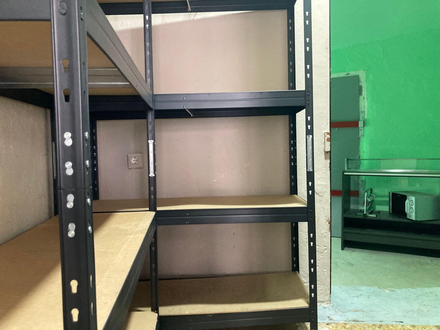 Erhverv til leje i Oviedo - € 350 (Ref: 8655249)