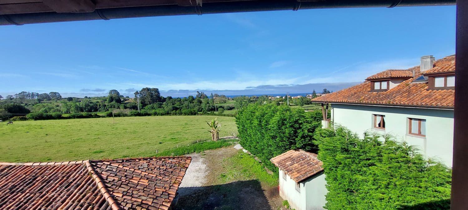 6 soveværelse Finca/Landehus til salg i Colunga med garage - € 2.500.000 (Ref: 8655258)