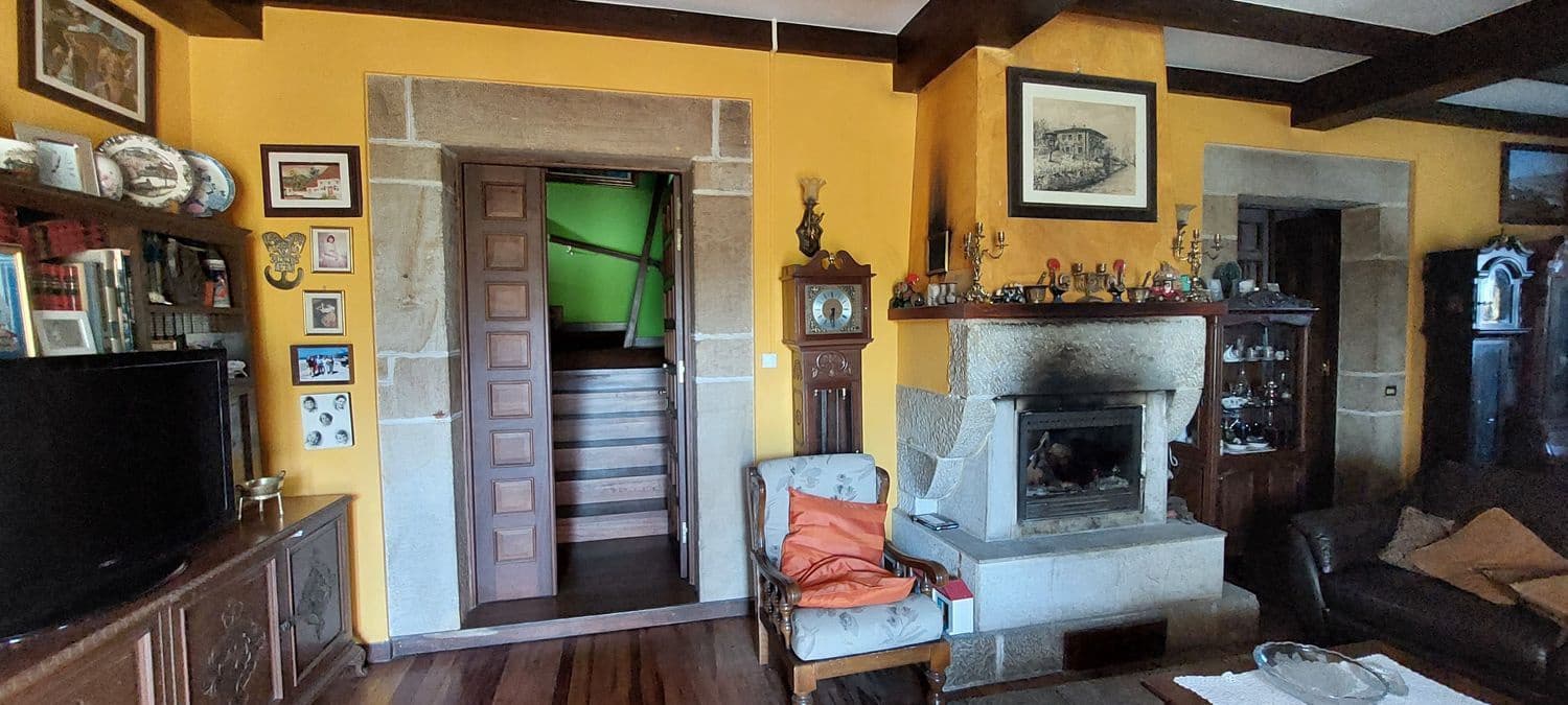 6 soveværelse Finca/Landehus til salg i Colunga med garage - € 2.500.000 (Ref: 8655258)