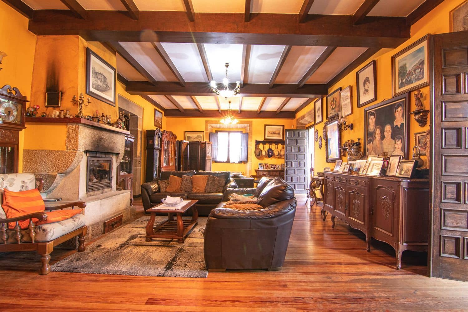 6 soveværelse Finca/Landehus til salg i Colunga med garage - € 2.500.000 (Ref: 8655258)