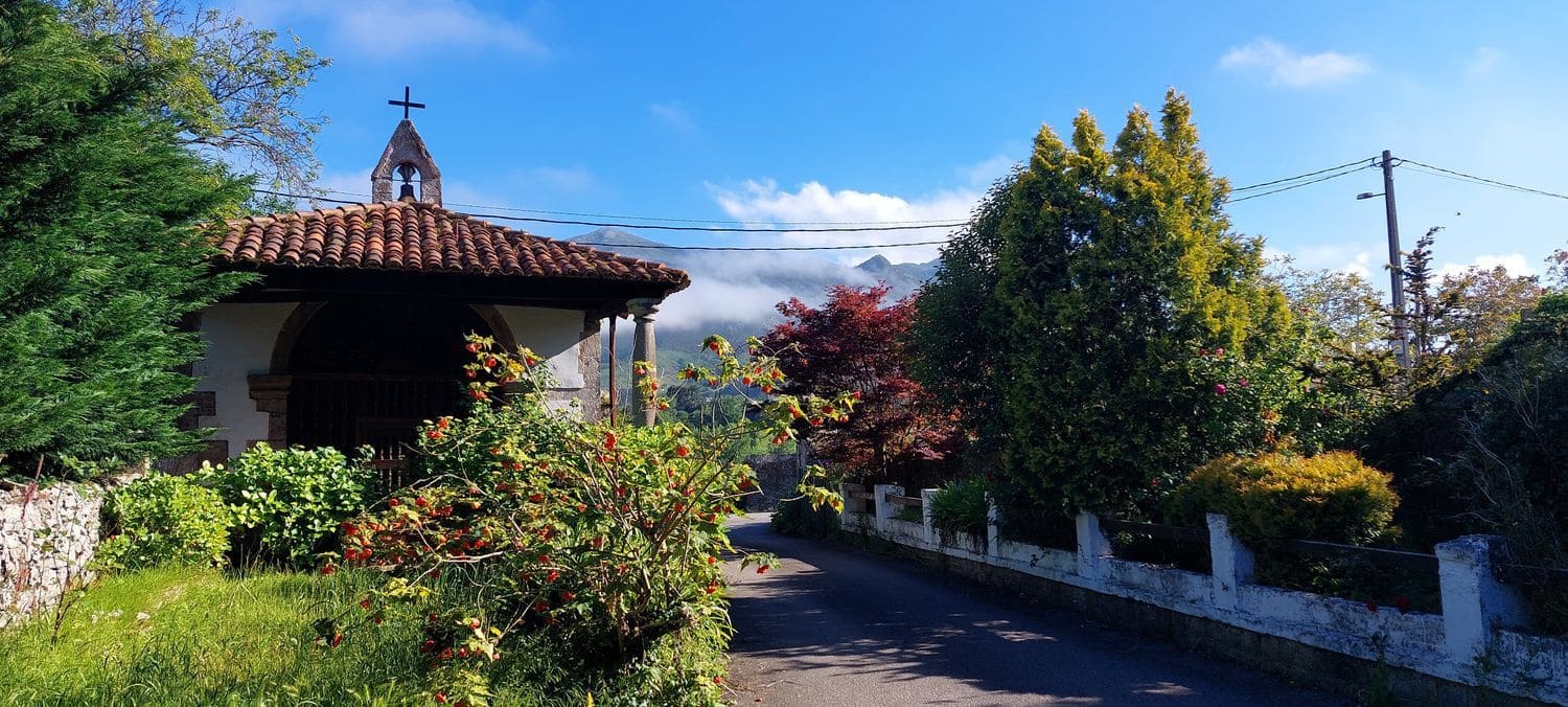 6 soveværelse Finca/Landehus til salg i Colunga med garage - € 2.500.000 (Ref: 8655258)