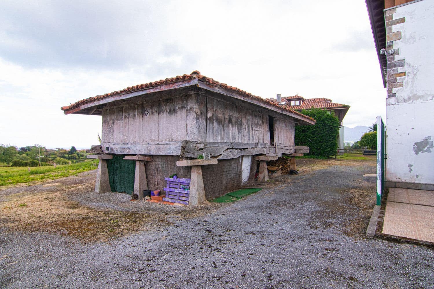 6 soveværelse Finca/Landehus til salg i Colunga med garage - € 2.500.000 (Ref: 8655258)