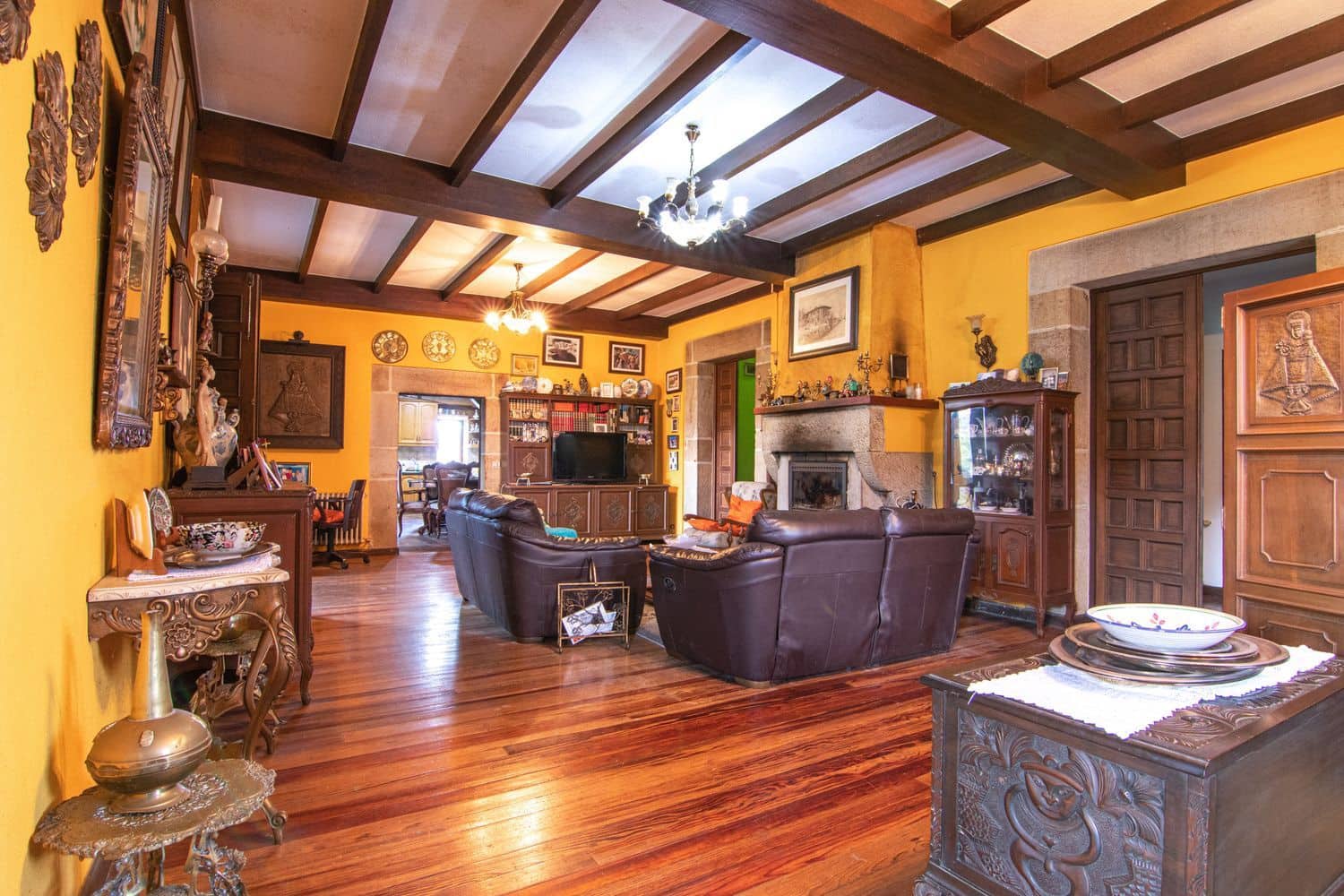 6 soveværelse Finca/Landehus til salg i Colunga med garage - € 2.500.000 (Ref: 8655258)