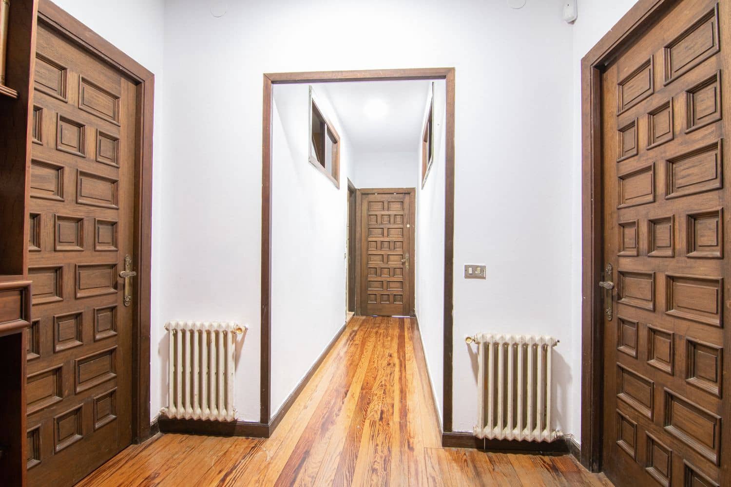 6 soveværelse Finca/Landehus til salg i Colunga med garage - € 2.500.000 (Ref: 8655258)