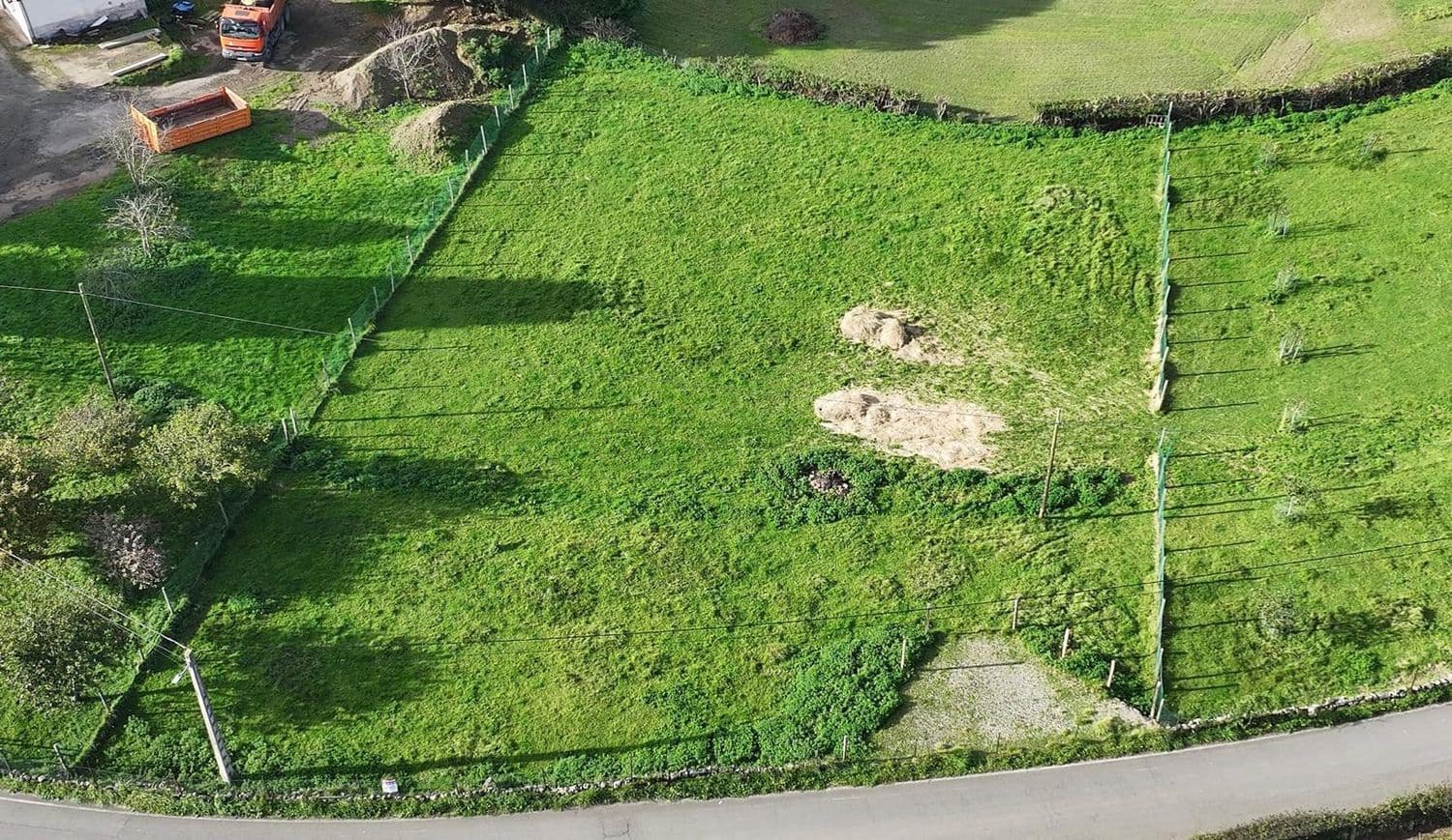 Grunde uden byggetilladelser til salg i Gijon - € 190.000 (Ref: 8661815)