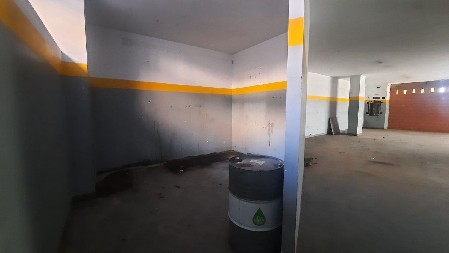 Yritys vuokrattavana paikassa Oviedo - 1 800 € (Ref: 8679381)