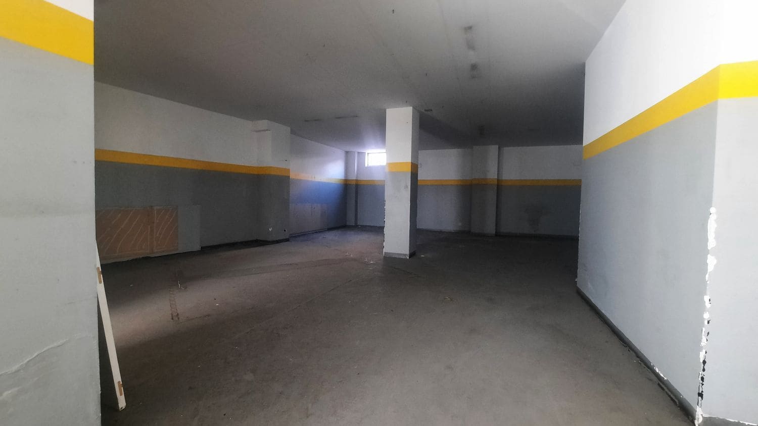 Yritys vuokrattavana paikassa Oviedo - 1 800 € (Ref: 8679381)