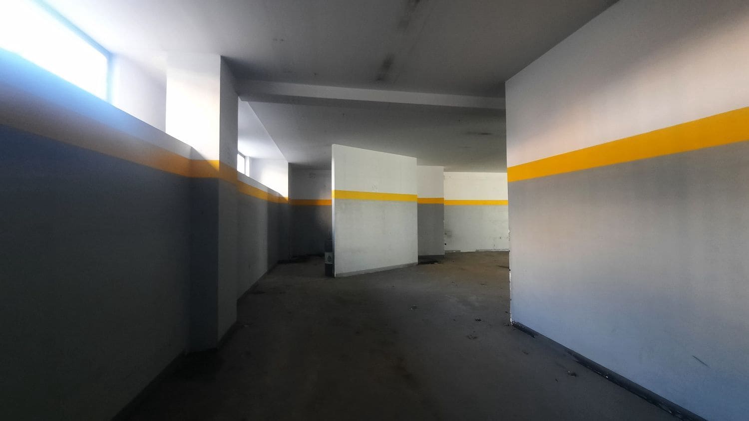 Yritys vuokrattavana paikassa Oviedo - 1 800 € (Ref: 8679381)