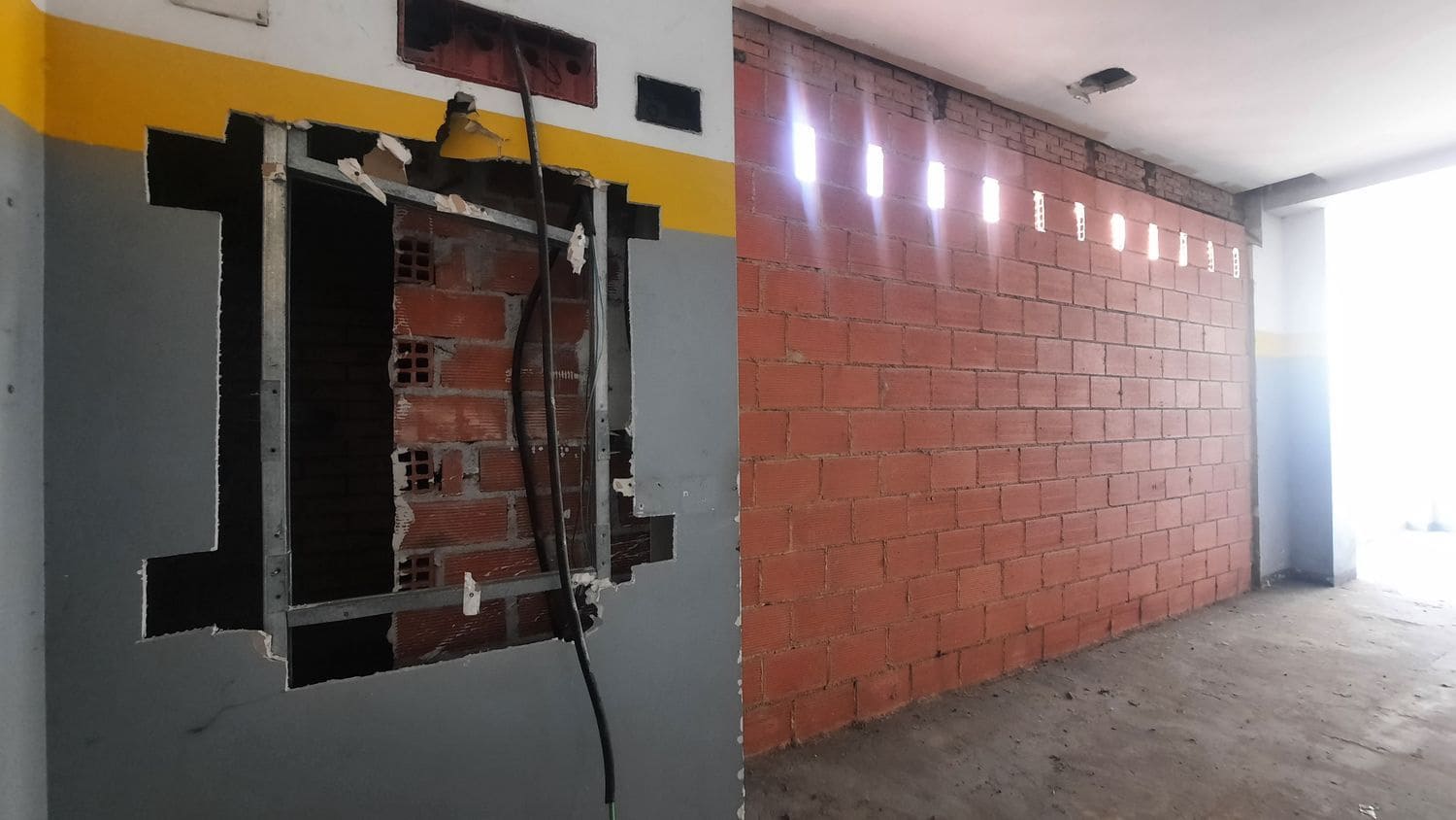 Yritys vuokrattavana paikassa Oviedo - 1 800 € (Ref: 8679381)