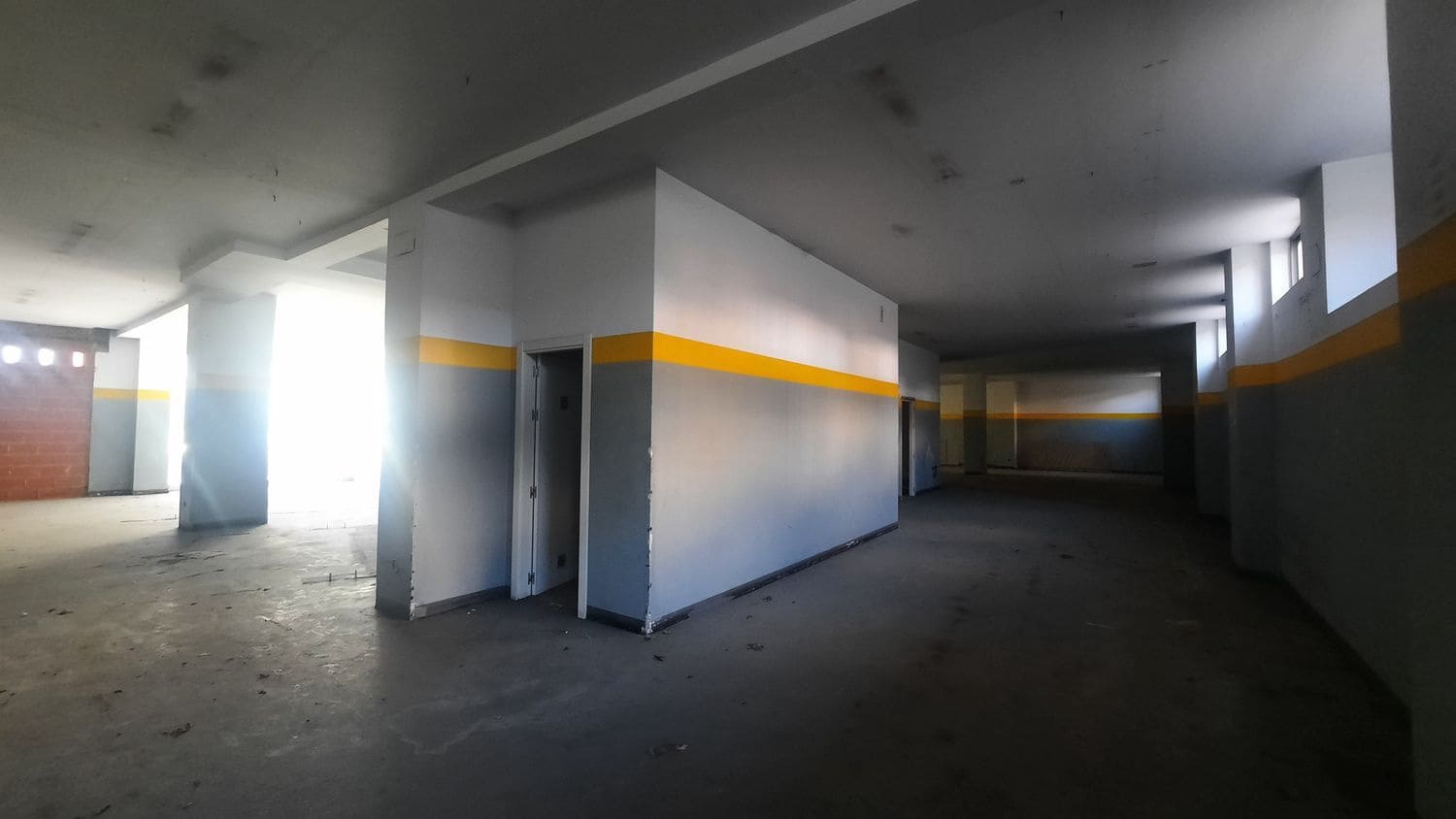 Yritys vuokrattavana paikassa Oviedo - 1 800 € (Ref: 8679381)