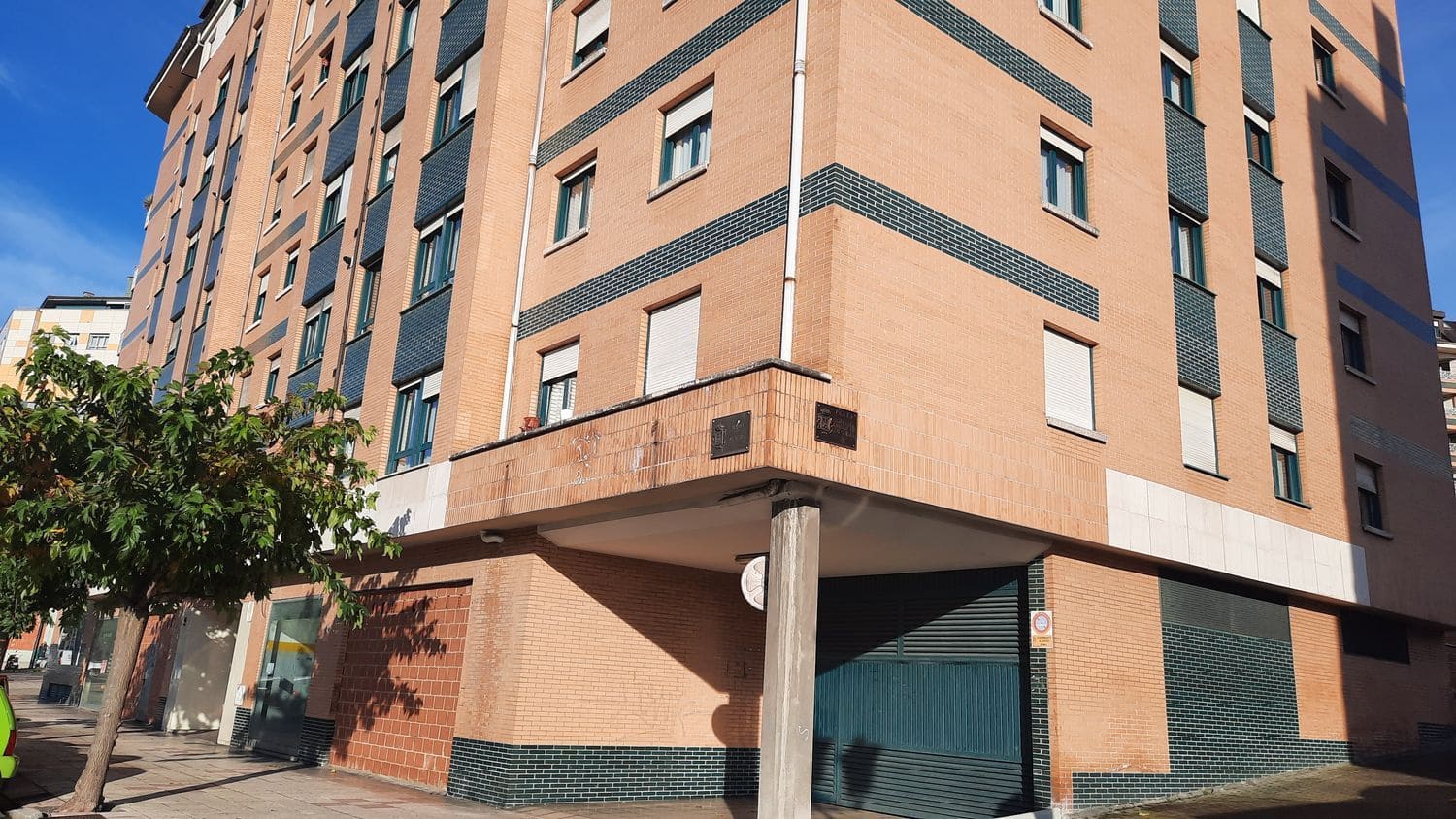 Yritys vuokrattavana paikassa Oviedo - 1 800 € (Ref: 8679381)