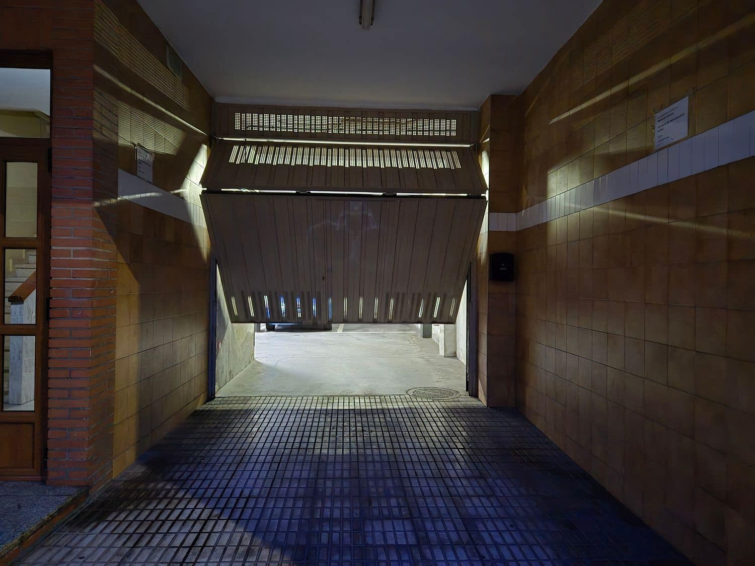 Garage til salg i Gijon - € 15.900 (Ref: 8696050)