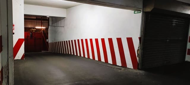 Garage for sale in Centro Urbano, Gijón - € 18,000 (Ref: 8699349)
