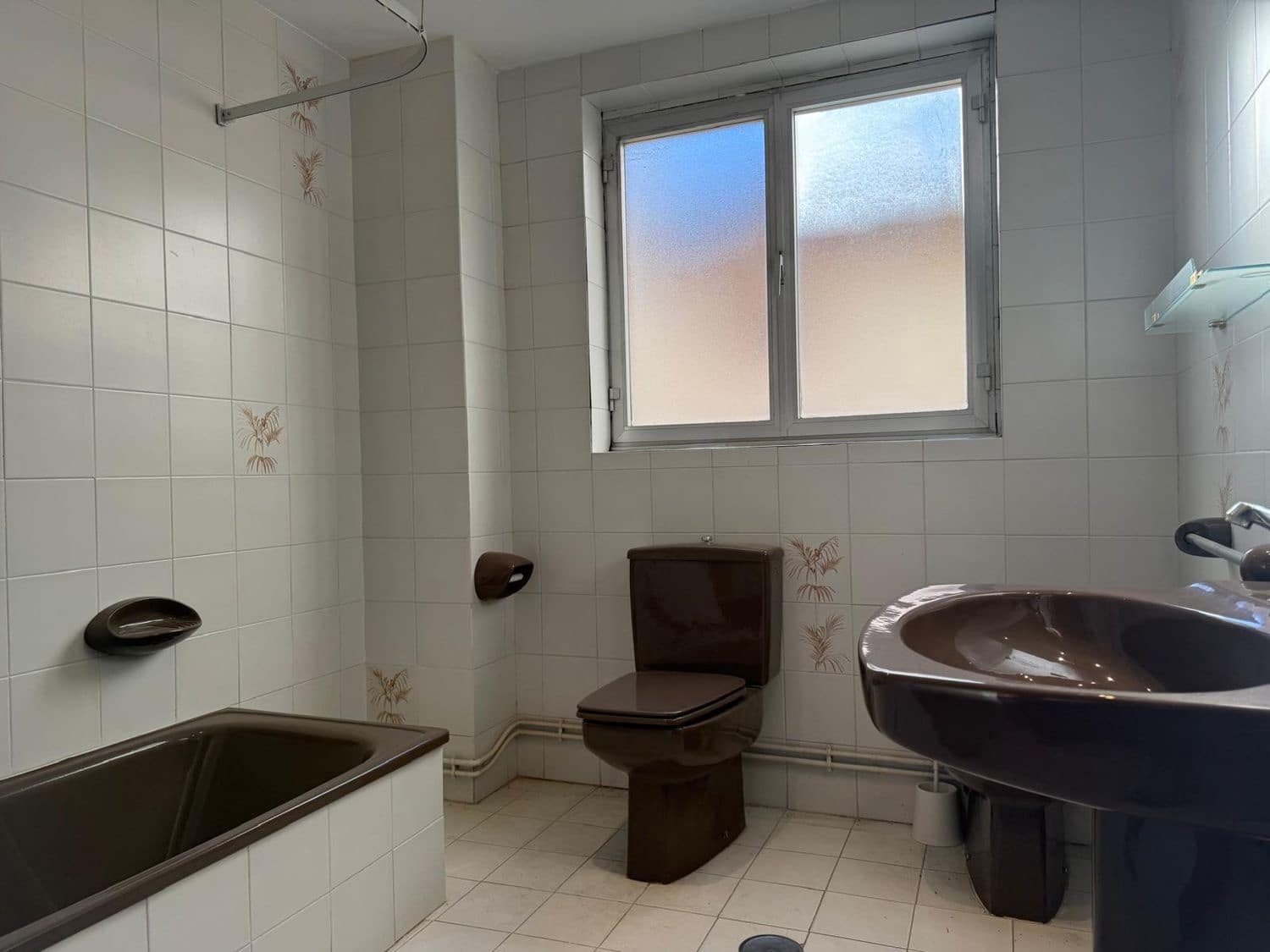 Hotel til salg i Salas - € 219.000 (Ref: 8721742)