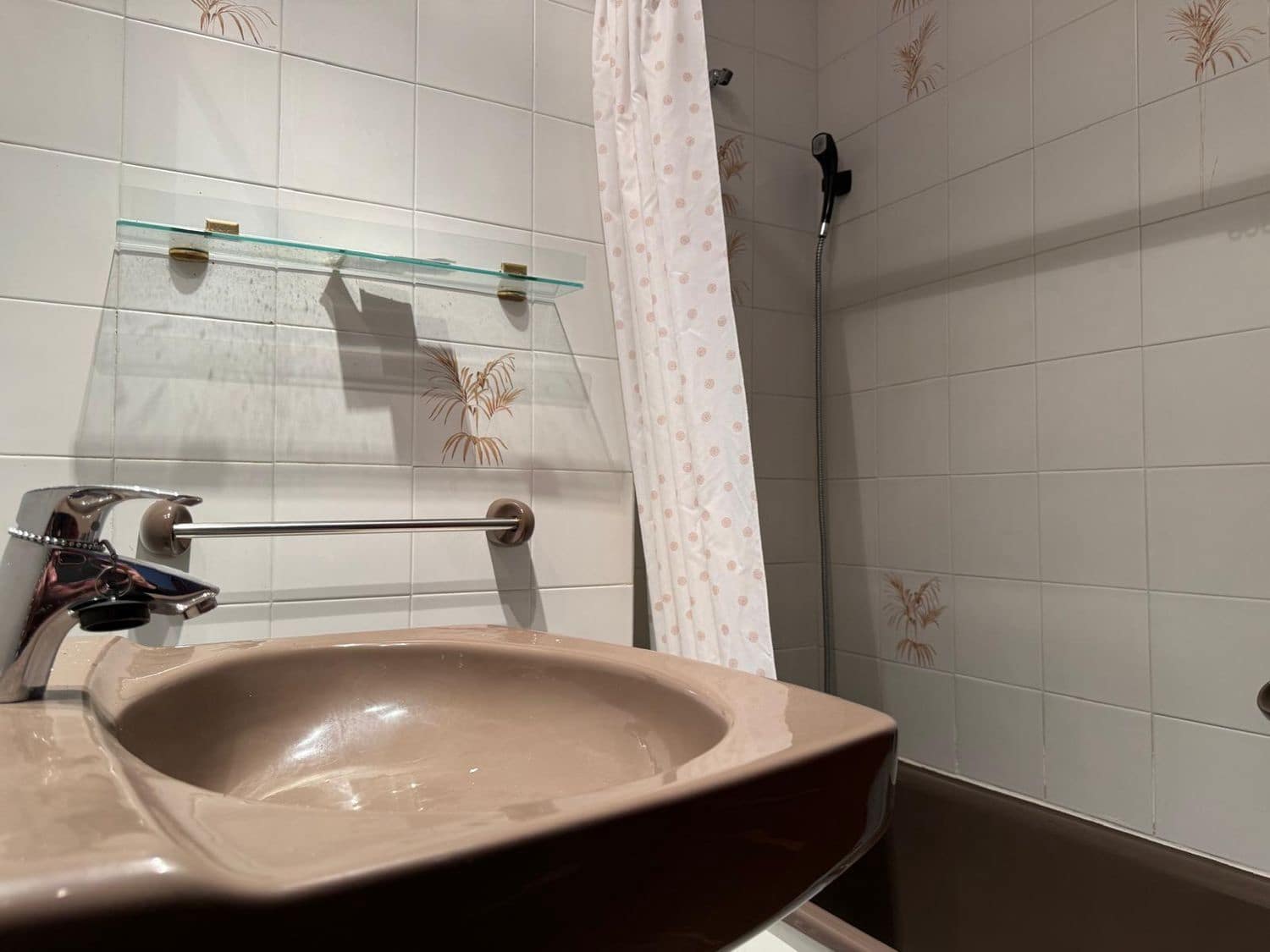 Hotel til salg i Salas - € 219.000 (Ref: 8721742)