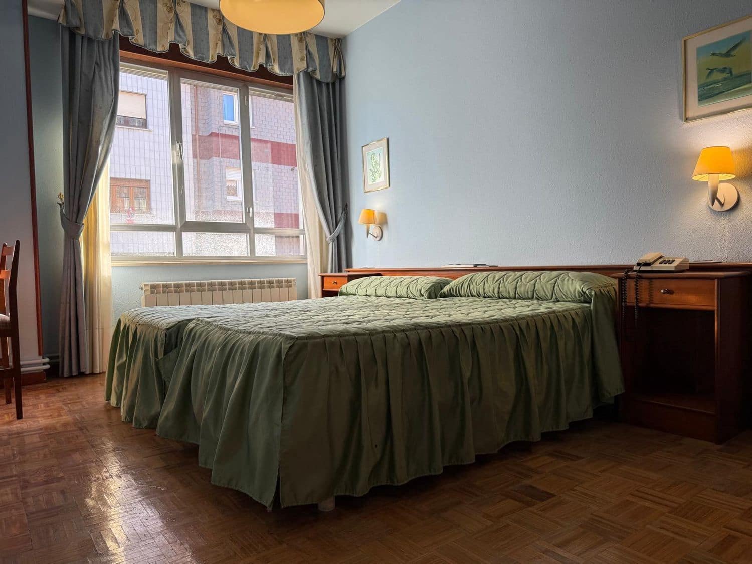 Hotel til salg i Salas - € 219.000 (Ref: 8721742)