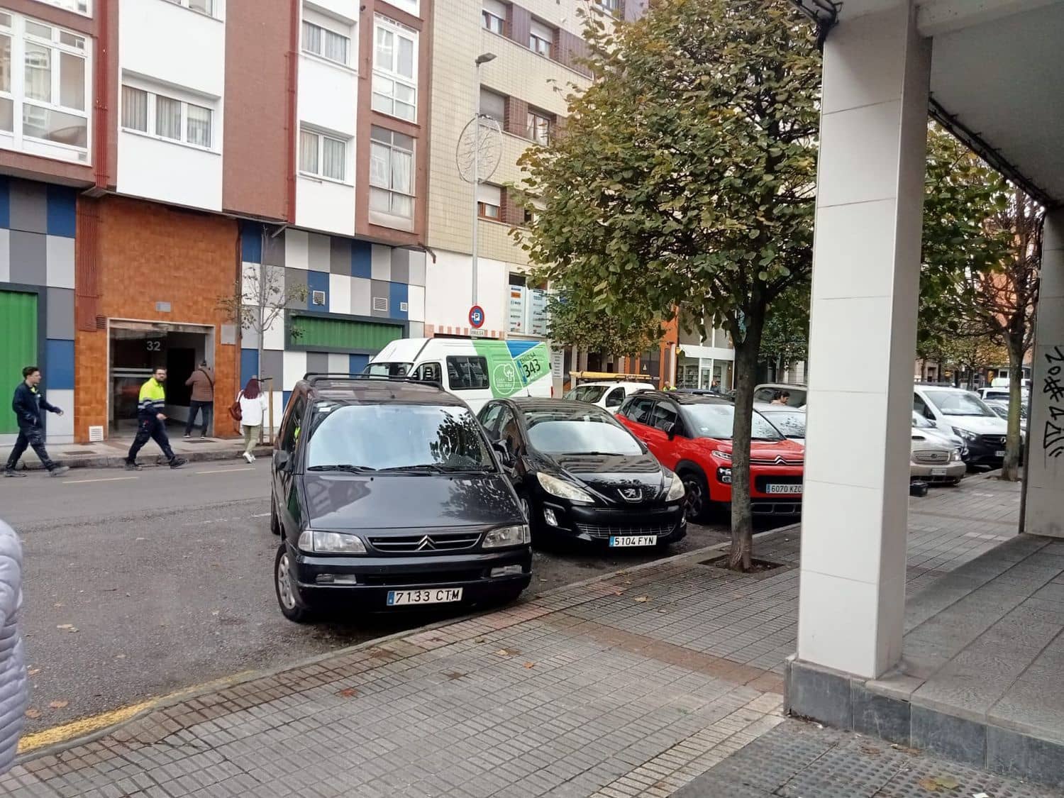 Erhverv til salg i Gijon - € 40.000 (Ref: 8723445)