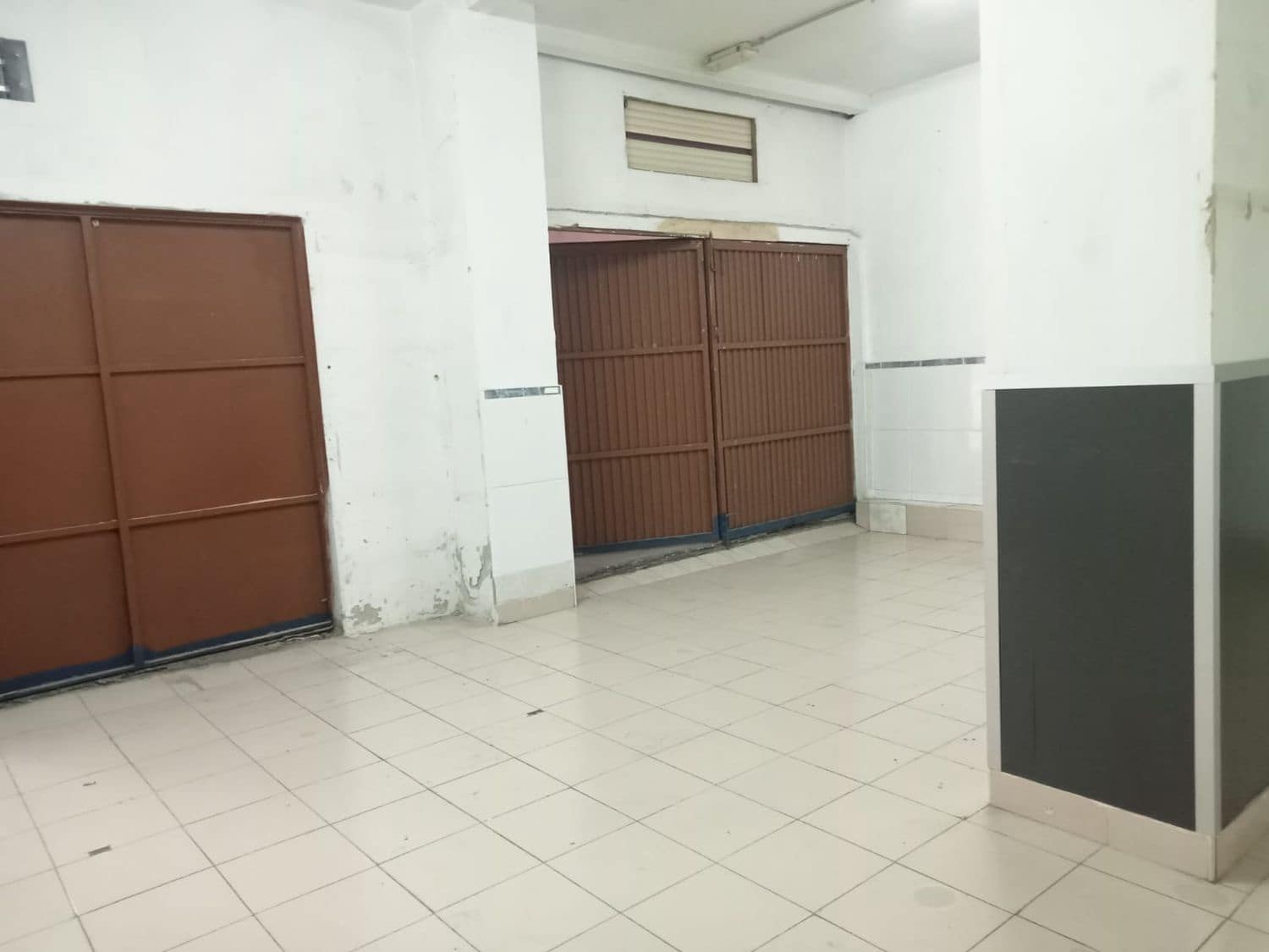 Erhverv til salg i Gijon - € 40.000 (Ref: 8723445)