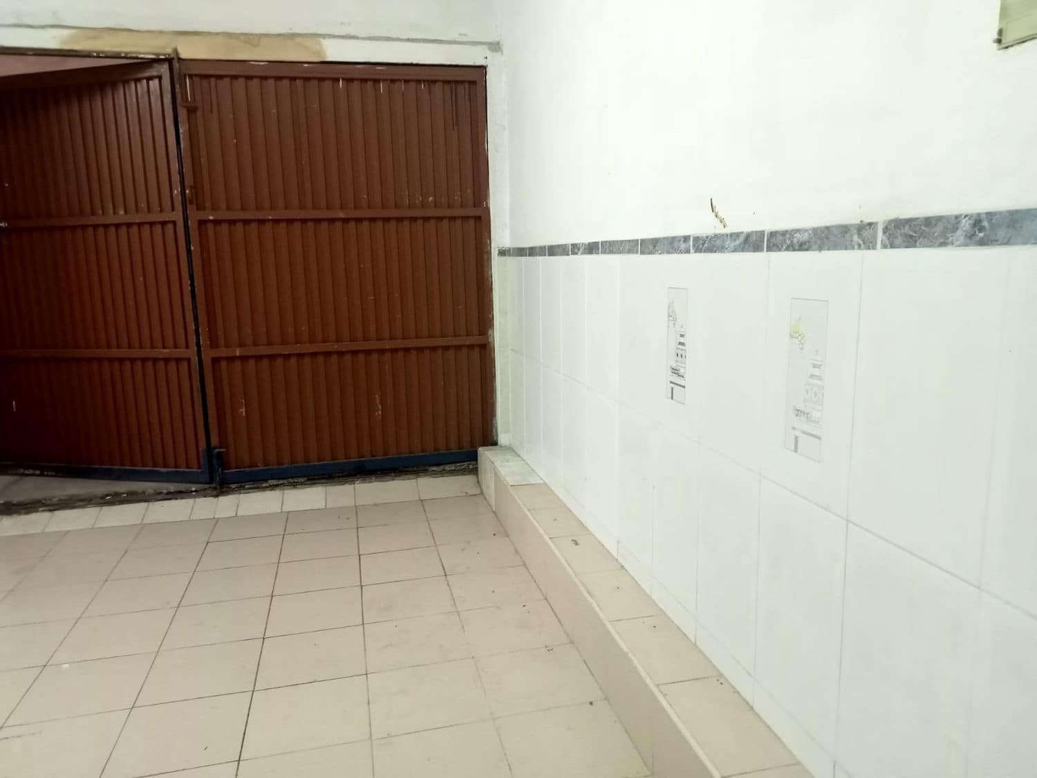 Erhverv til salg i Gijon - € 40.000 (Ref: 8723445)