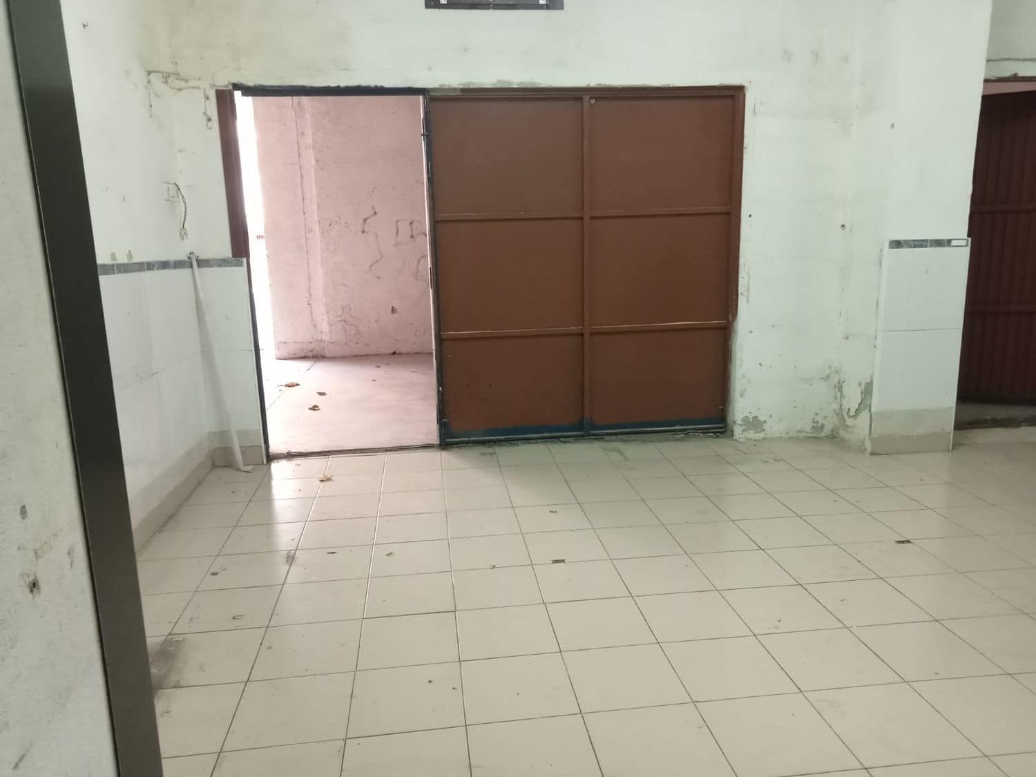 Erhverv til salg i Gijon - € 40.000 (Ref: 8723445)