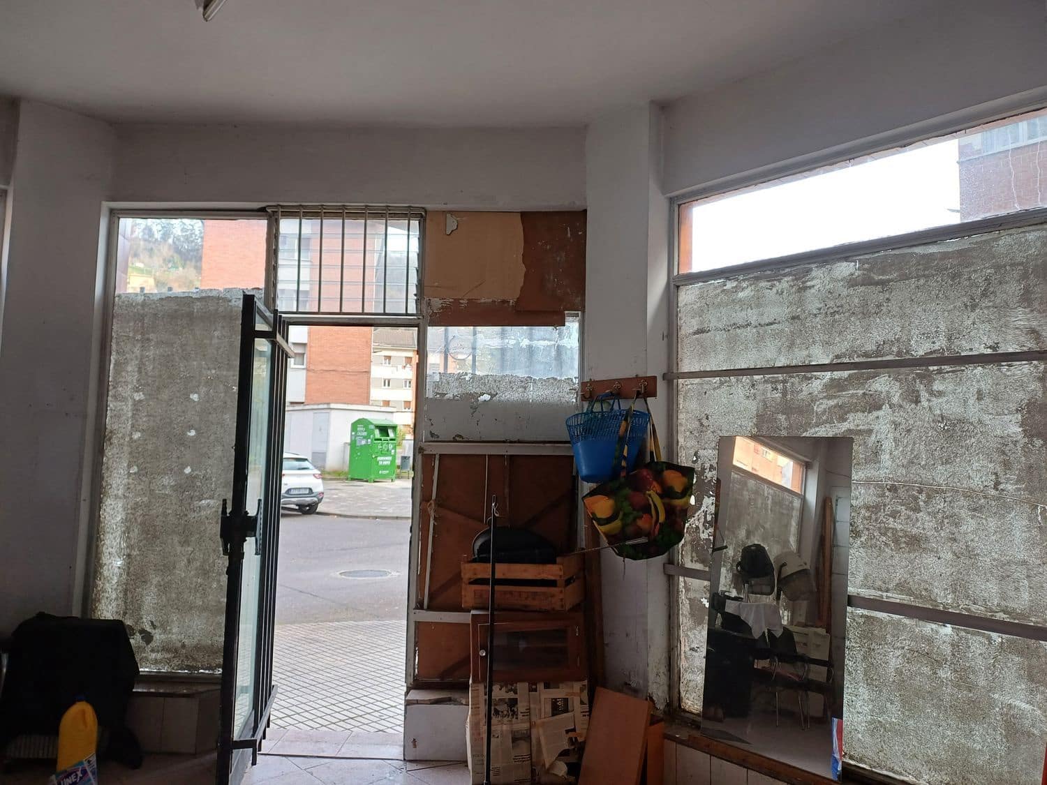 Business for sale in San Martin del Rey Aurelio - € 39,000 (Ref: 8751784)