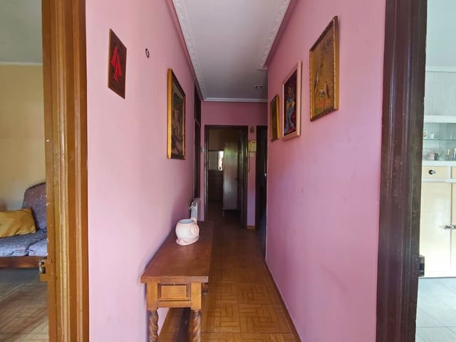 4 bedroom Townhouse for sale in Langreo - € 60,000 (Ref: 8759582)