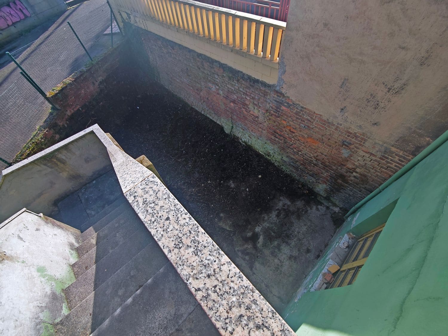 4 soveværelse Byhus til salg i Langreo - € 60.000 (Ref: 8759582)