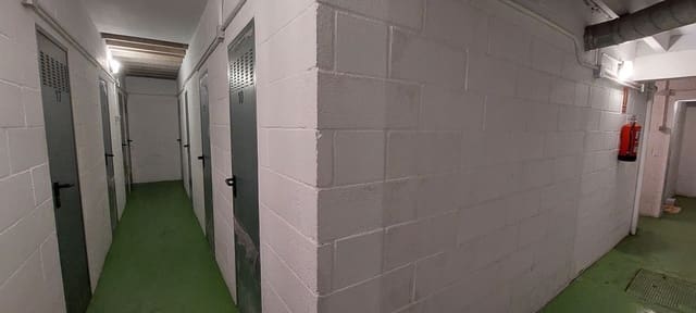 Garage for sale in Centro Urbano, Gijón - € 5,750 (Ref: 8789123)
