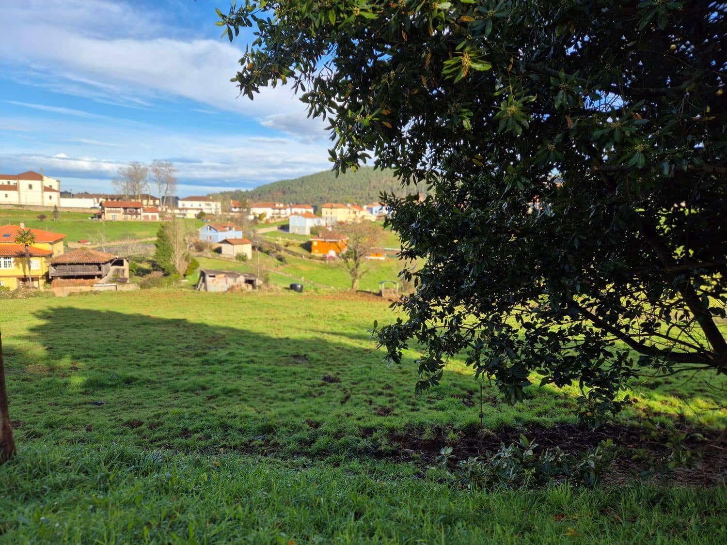 Mark till salu i Cudillero - 55 000 € (Ref: 8792178)