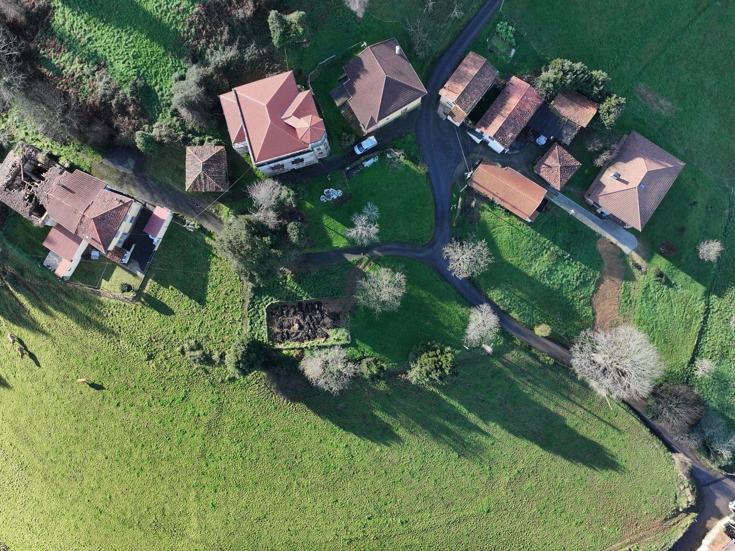 Mark till salu i Cudillero - 55 000 € (Ref: 8792178)