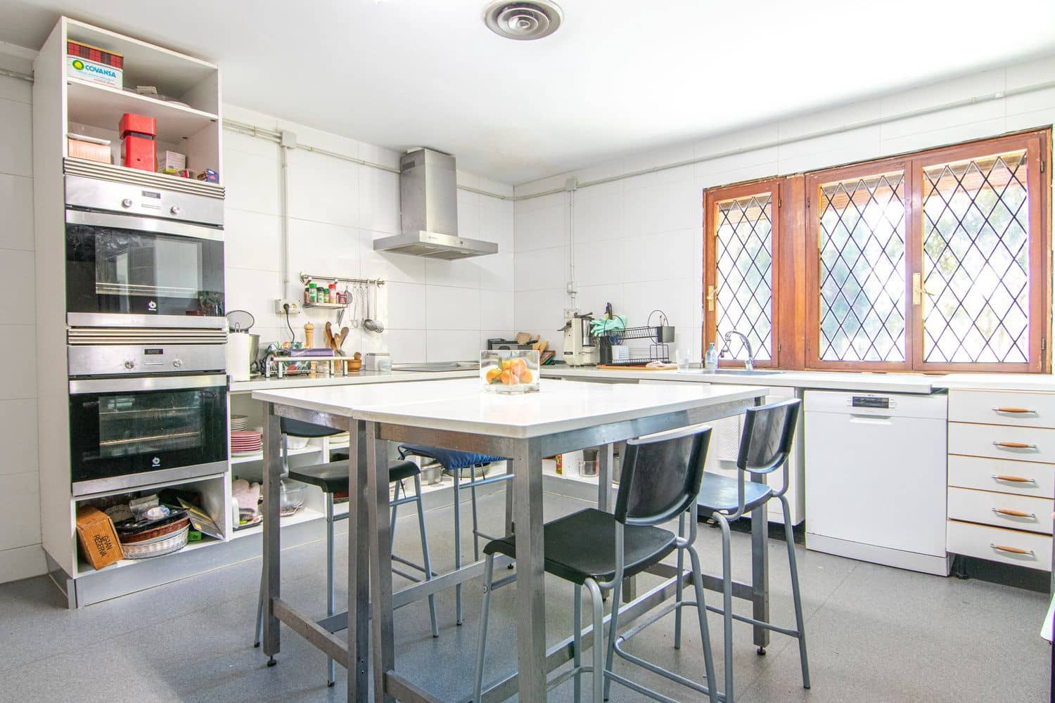 5 soveværelse Villa til salg i Gozon med garage - € 2.000.000 (Ref: 8792193)