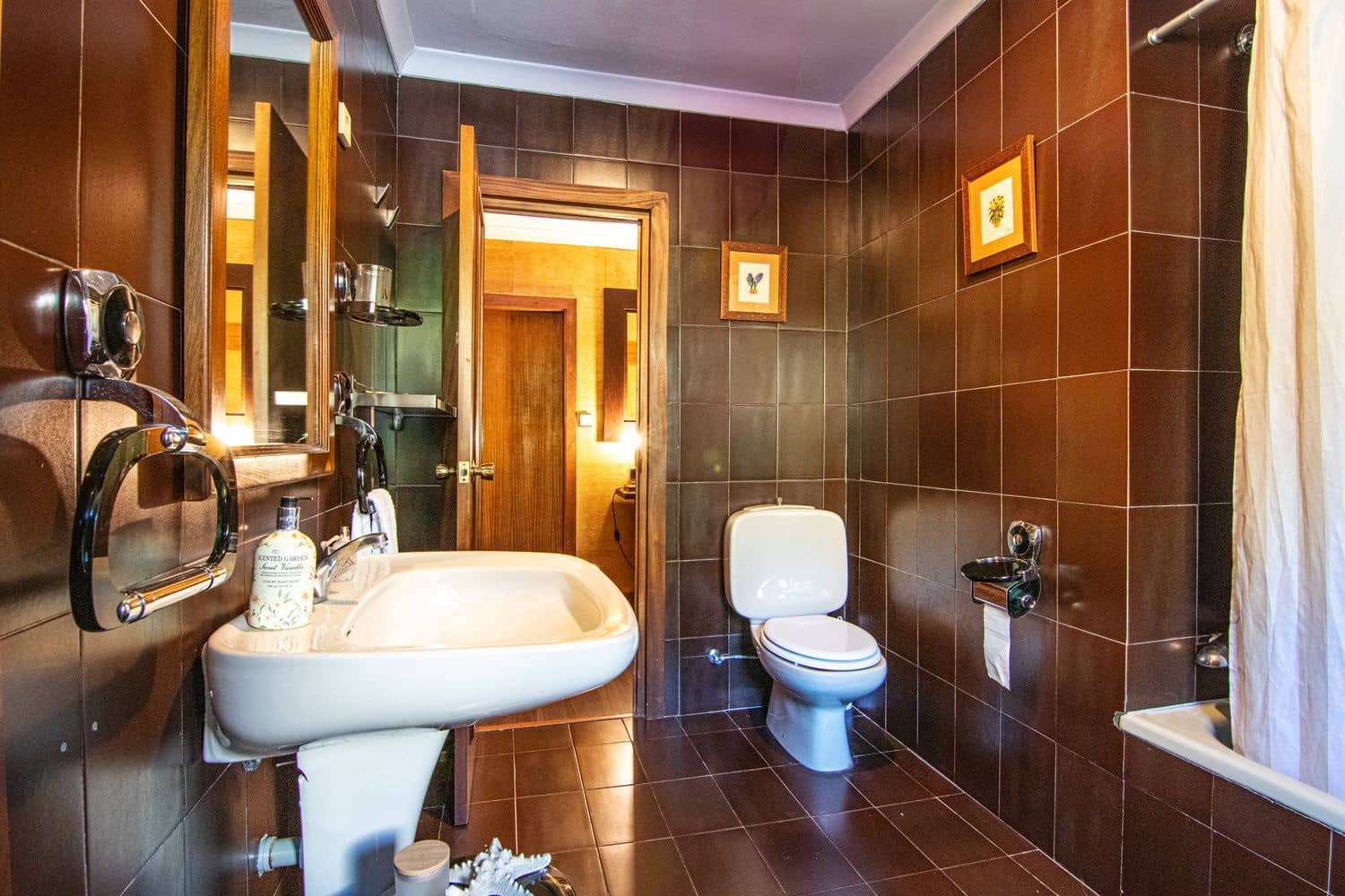 5 soveværelse Villa til salg i Gozon med garage - € 2.000.000 (Ref: 8792193)