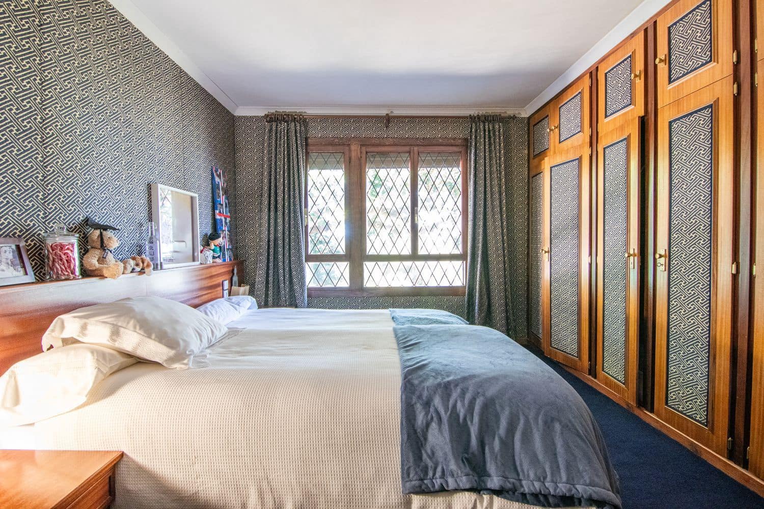 5 soveværelse Villa til salg i Gozon med garage - € 2.000.000 (Ref: 8792193)