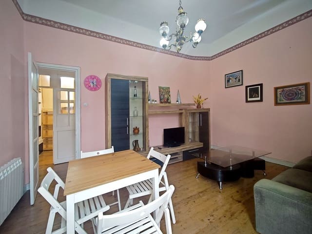 1 bedroom Apartment for rent in Avilés with garage - € 500 (Ref: 8812196)