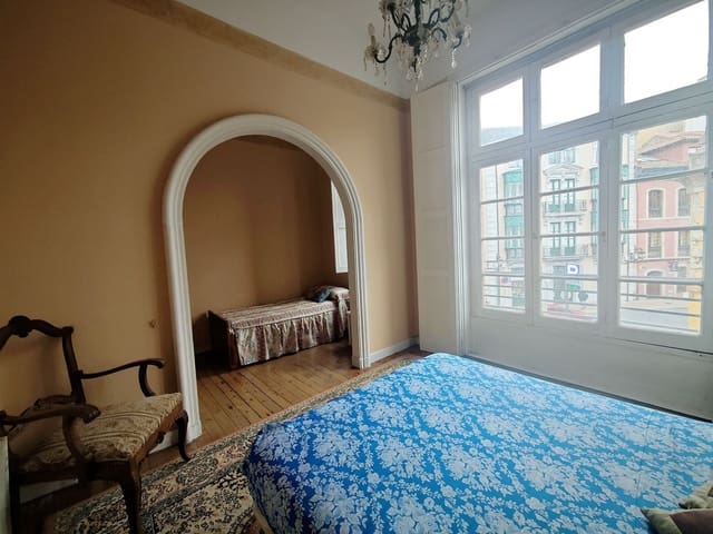 1 bedroom Apartment for rent in Avilés with garage - € 500 (Ref: 8812196)